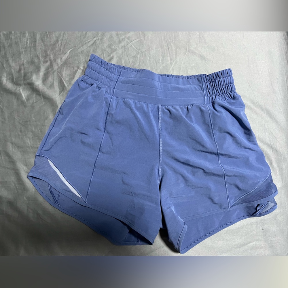 Lululemon Hotty Hot HR 4” Shorts